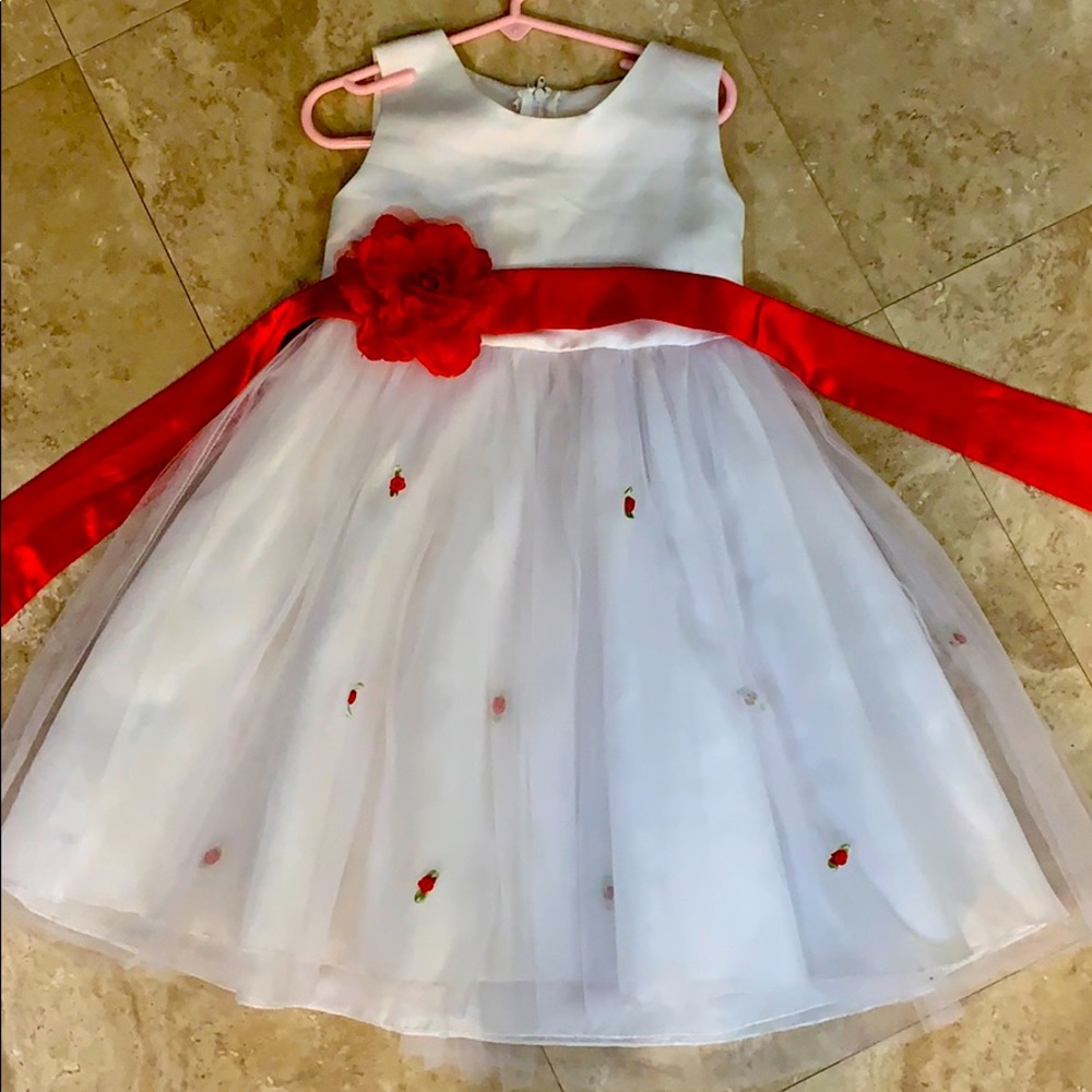 Girls dress